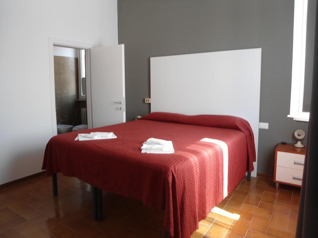 Hotel Piccola Firenze Firenzuola Habitación foto